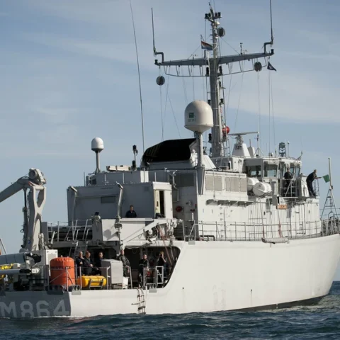 Nederland stuurt mijnenjager naar Middellandse Zee voor beveiliging van scheepvaart