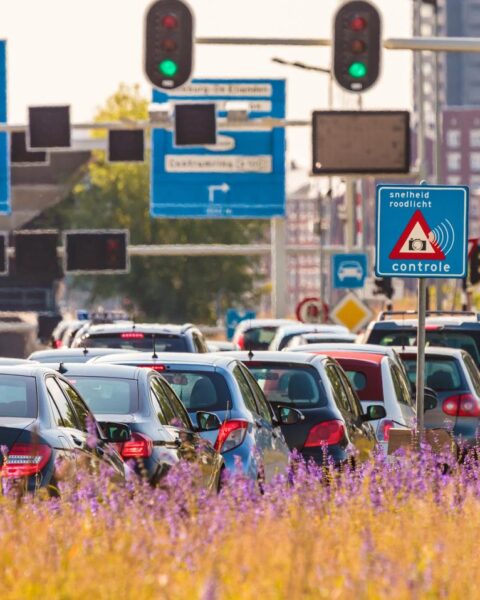 Nederlanders rijden meer, ondanks recordhoge brandstofprijzen