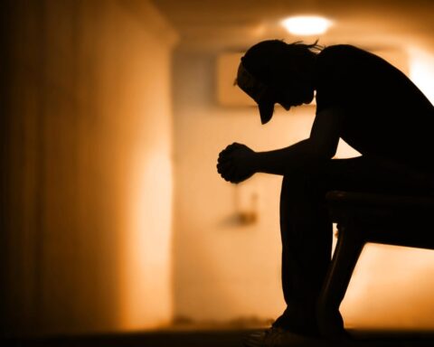 Nederlands suïcidepreventie hotline deelt bezoekersdata met technologiebedrijven