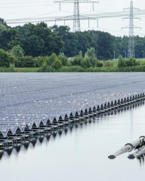 Nieuwe lasertechnologie voor efficiënte recycling van zonnepanelen ontwikkeld in Nederland