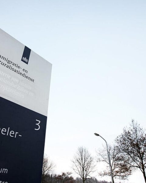 Politie beëindigt ongeauthoriseerd protest bij asielcentrum Ter Apel; twee arrestaties