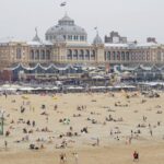 Temperatuur in Ell bereikt 30 °C op eerste lokale tropische dag, drukte op stranden Zandvoort en Scheveningen