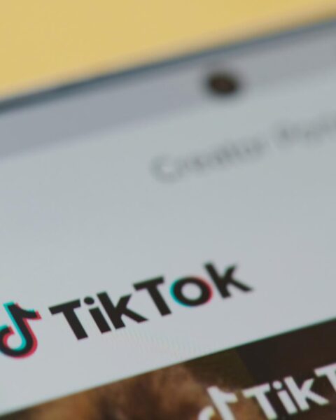 TikTok Shop naar Nederland: nieuwe zorgen over impulsaankopen bij tieners