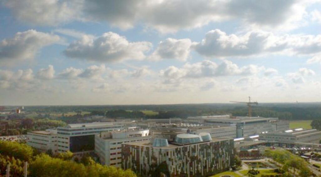Utrecht University cancels meeste examens na brand in datacenter, gebouwen heropenen maandag