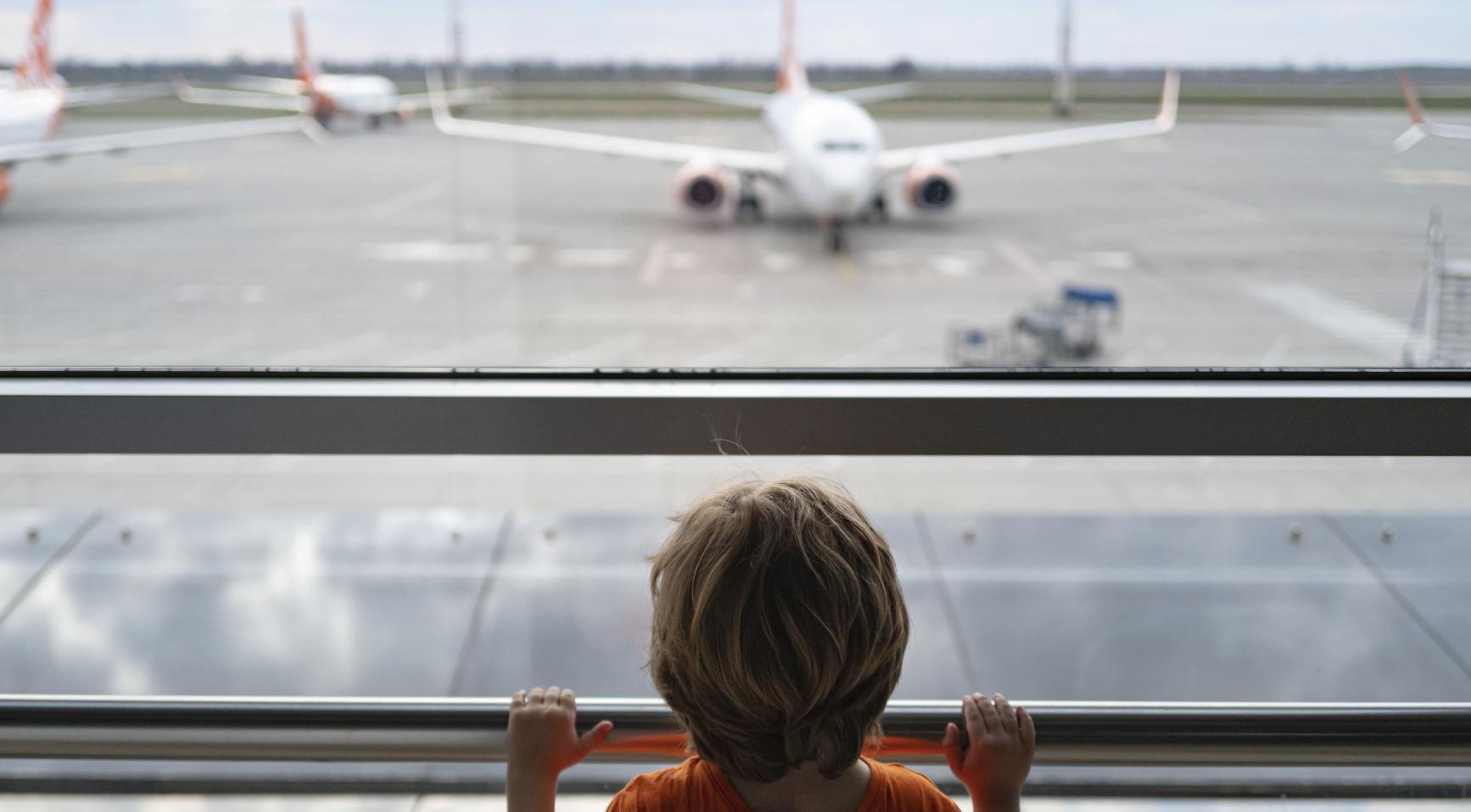 Zorgen over kerosinetekort en oorlog in het Midden-Oosten remmen Nederlandse zomervakanties