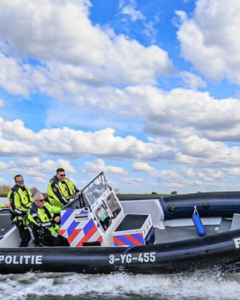24-jarige man overleden na verdrinking in de Waal nabij Tiel