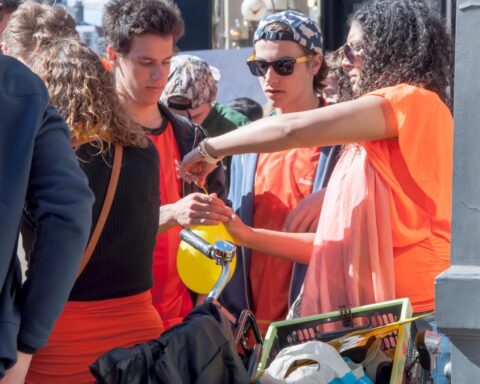 Aantal gevallen van lachgasvergiftiging in Nederland stijgt ondanks recreatieve ban in 2023