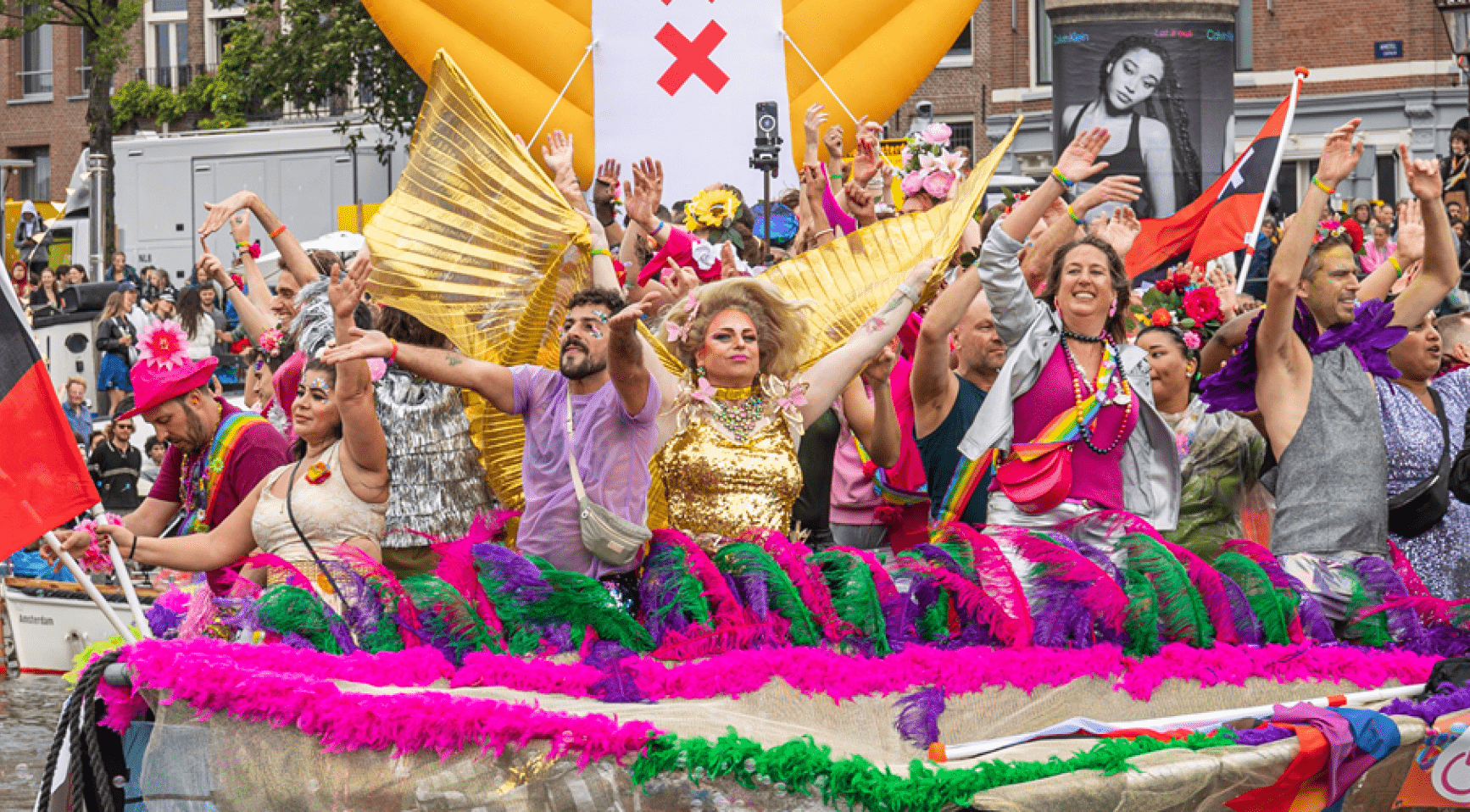 Amsterdam breidt meldpunten uit voor anti-LGBTQIA+ geweld tijdens World Pride