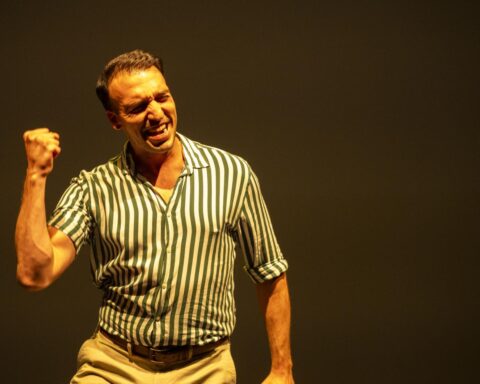 Amsterdamse Engelse theatergroep presenteert cabaret en wijnproeverij op 2 juli