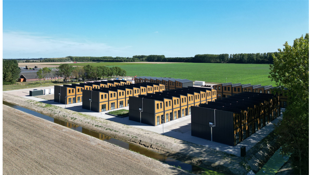 Arbeidsmigranten wonen op industrieterreinen en landbouwgrond, integratie bemoeilijkt