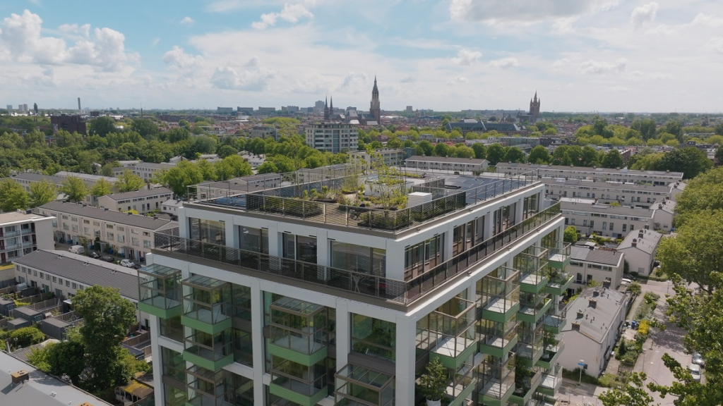 Bewoners betrekken hoogste houten woongebouw van Nederland, The Urban Woods Delft