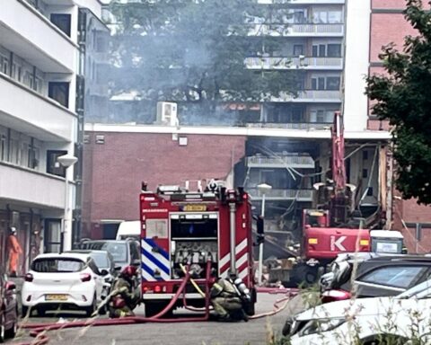 Bewoners keren terug naar Amsterdam-Osdorp na explosie die zeven verwondingen veroorzaakt