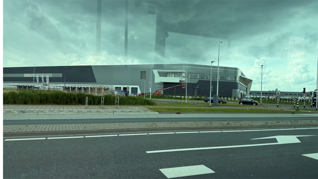 Bullshit-architectuur domineert, waarom produceren we niet wat echt nodig is?