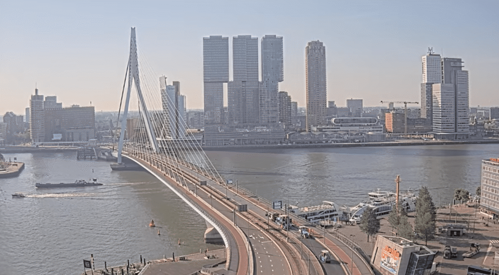 Code rood hittealarm voor temperaturen tot 40°C: Veel scholen gesloten; blijf van de wegen af