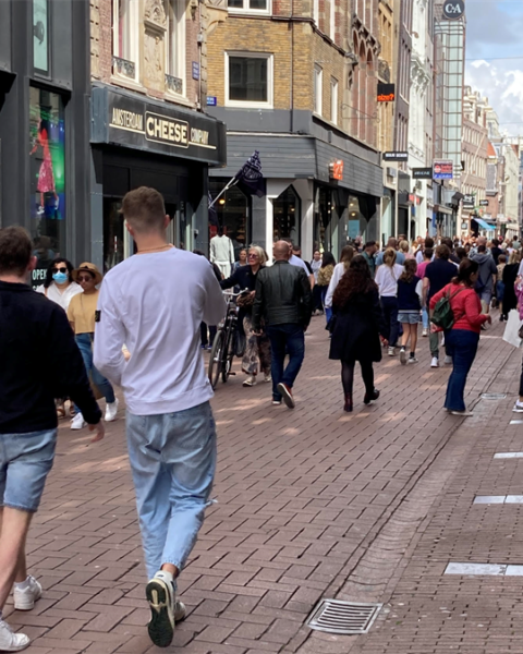Detailhandel groeit met 2,6% in april, non-food sector steekt boven voedselverkoop uit
