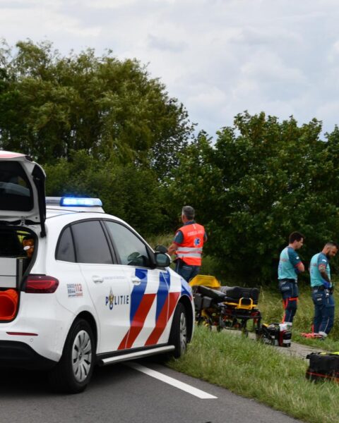 Drie doden, waaronder twee kinderen, bij aanrijding met fietsers in Zeeland; vier gewonden