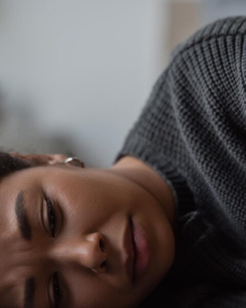 Experts: geestelijke gezondheidscrisis verdiept zich onder jonge vrouwen in Nederland