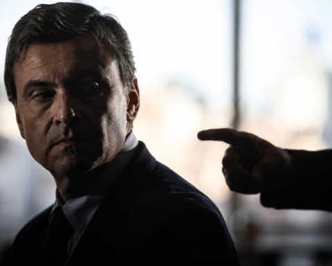 Italiaanse senator Calenda bedreigd door Russia Today na oproep tot strengere EU-sancties