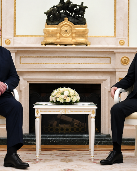 Poetin eist van Lukashenko deelname Wit-Rusland aan oorlog tegen Oekraïne, meldt WSJ