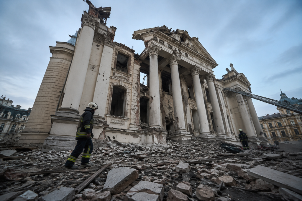Rusland voert grootste raketaanval op Oekraïne uit, cultureel erfgoed in Kyiv zwaar beschadigd