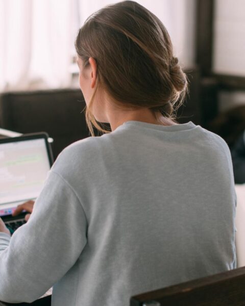 Flexibele arbeid groeit met 63.000 terwijl 88.000 zzp'ers het bijltje erbij neerleggen