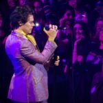 Harry Styles bedankt Amsterdam in krant na recordaantal optredens in Johan Cruijff ArenA