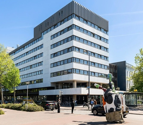 Herbestemming van kantoorpand aan de Westblaak naar 220 studentenwoningen in Rotterdam