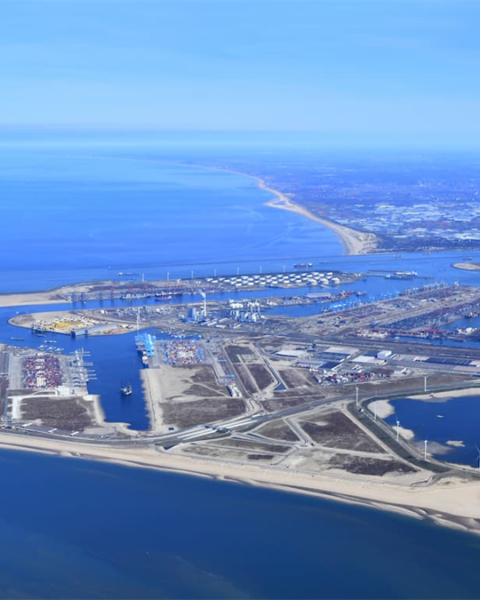 Kabinet meldt afvallende keuze voor Tweede Maasvlakte als locatie voor nieuwe kerncentrales