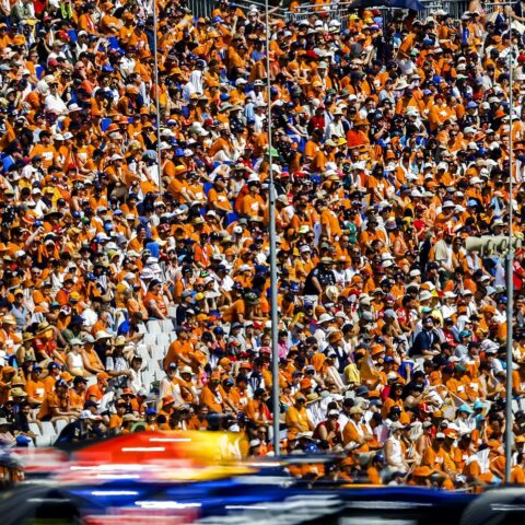 Max Verstappen komt van vijfde naar tweede plaats in de Oostenrijkse Grand Prix