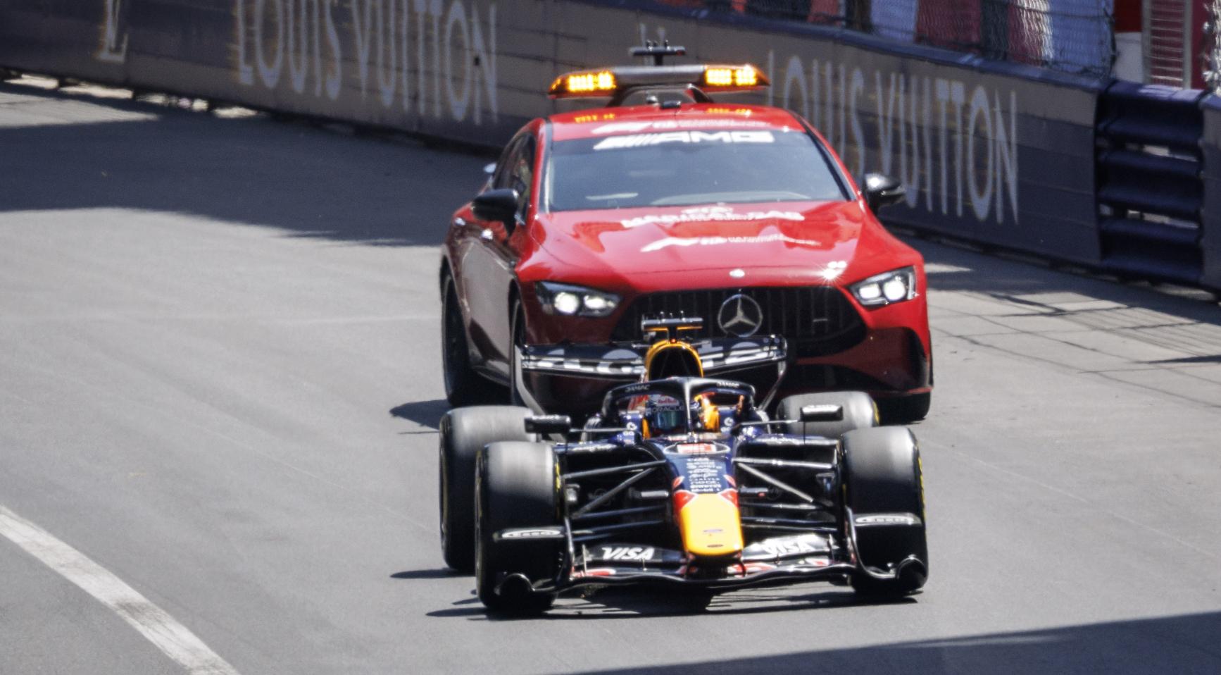Max Verstappen verliest Monaco GP na motorstoring bij de start