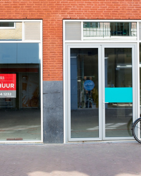 Middelgrote gemeenten worstelen het meest met winkelleegstand in Nederland