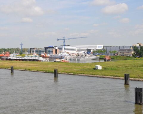 Nederland overweegt aankoop van aandelen in scheepsbouwer Damen