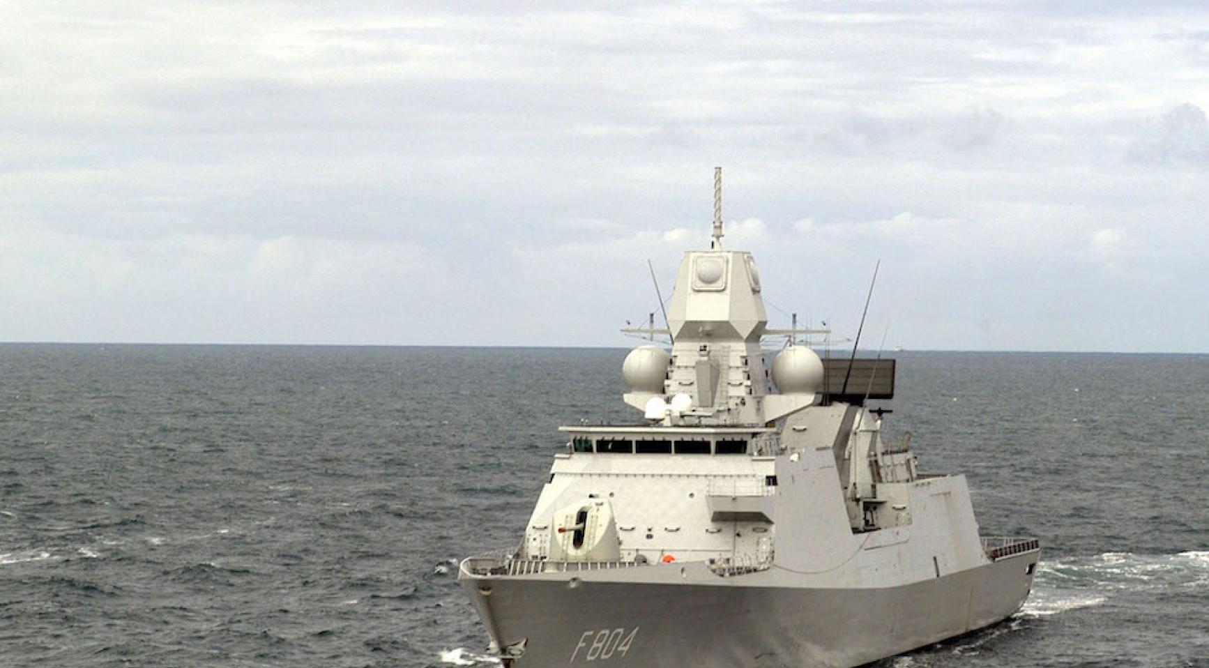 Nederland positioneert schepen en drones voor mogelijke NAVO-operatie in Straat van Hormuz