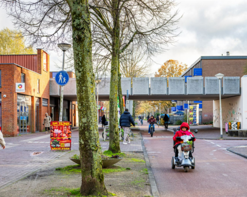 Nieuwe woningen en winkels in Holendrecht: Amsterdam werkt aan een toekomstbestendig stadscentrum