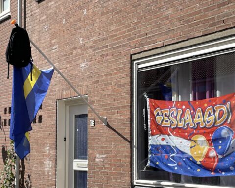 Op vlaggen dag ontdekken 182.000 middelbare scholieren of ze slagen