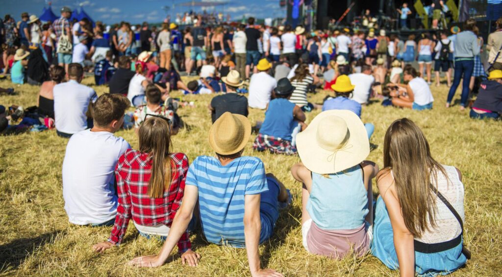 Pinkpop festival houdt rekening met extreme hitte; Race-evenementen passen plannen aan na marathondoden
