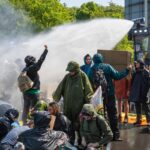 Politie gaat verf testen in waterkanonnen tegen verstorende demonstranten