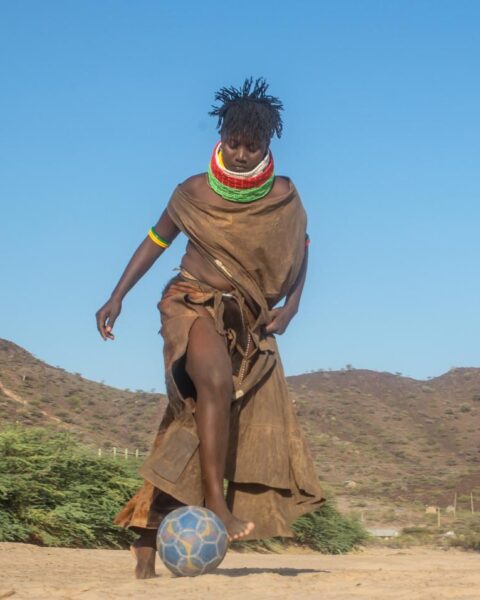 Rael Lomoti verlaat professioneel voetbal om verkoop van meisjes in Kenia te stoppen