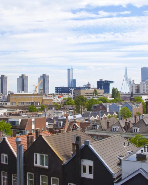 Rotterdam presenteert €5,1 miljard coalitieplan gericht op huisvesting, mobiliteit en groei
