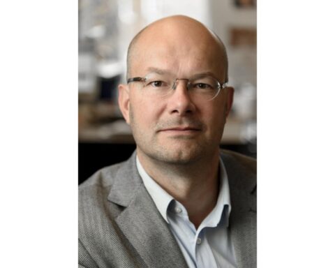 Tata Steel zet nieuwe duurzaamheidsdirecteur Pols opzij om pro-apartheidsverleden in Zuid-Afrika