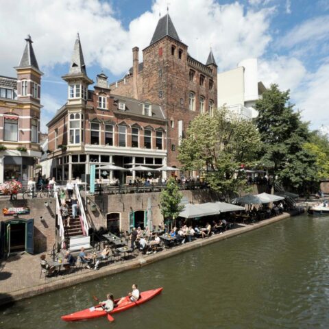 Utrechtse raad bevordert woningbouw en betaalbare huizen; onroerendgoedbelasting stijgt met 15%