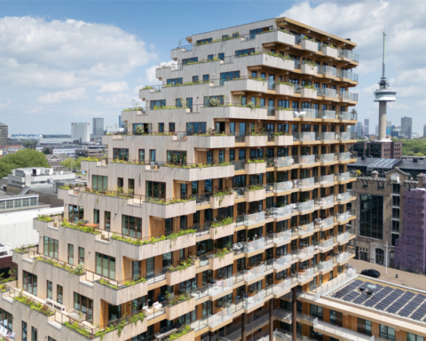 Vakjury erkent woongebouw Sawa als voorbeeld van toekomstbestendige architectuur in Rotterdam