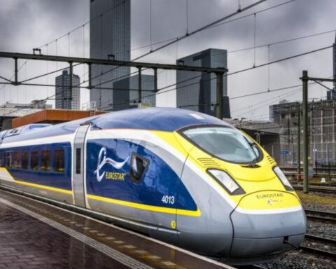 Vuur stillegt treinverkeer van Rotterdam naar het zuiden, internationale verbindingen verstoord