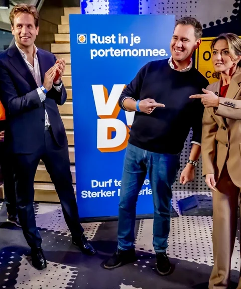 VVD komt bijeen voor discussie over nieuw liberaal manifest