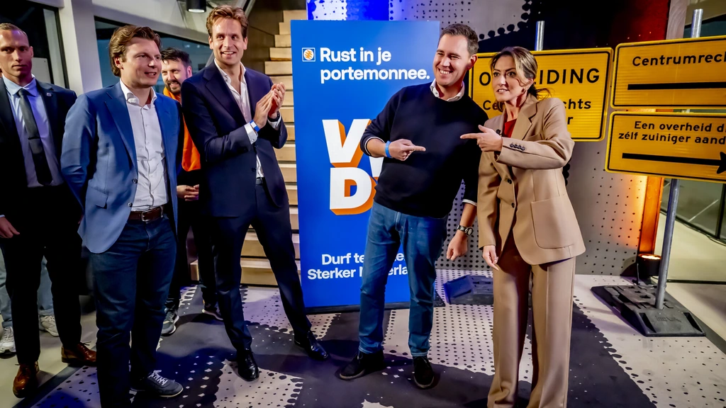 VVD komt bijeen voor discussie over nieuw liberaal manifest