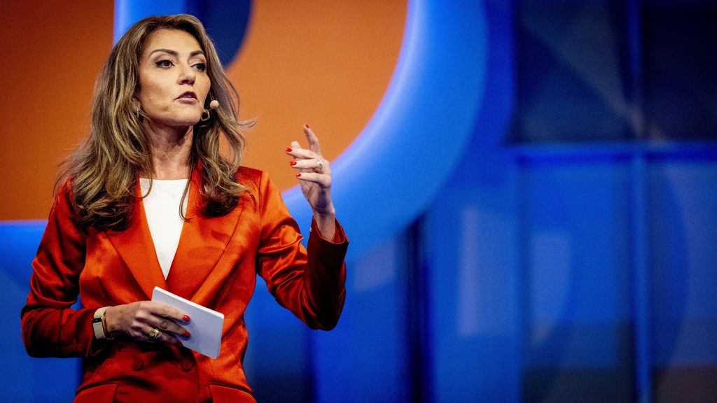 Yesilgöz op VVD-congres: vakbonden en links moeten economie ondersteunen, zegt Brekelmans