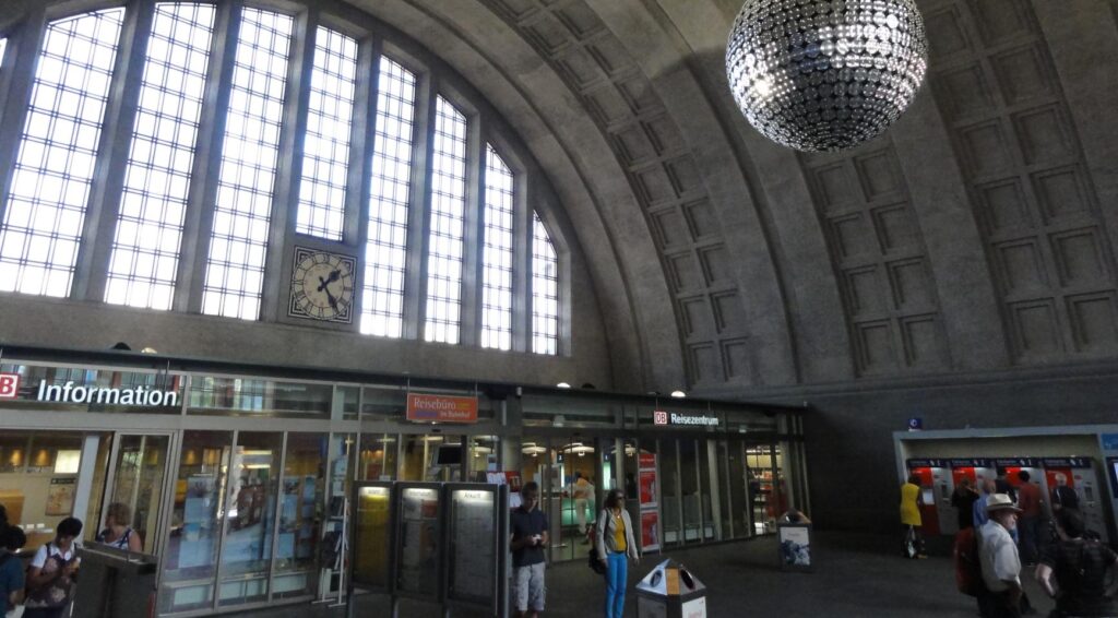 45-jarige Nederlandse man aangehouden na steekpartij en achtervolging op Zwitsers treinstation