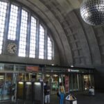 45-jarige Nederlandse man aangehouden na steekpartij en achtervolging op Zwitsers treinstation