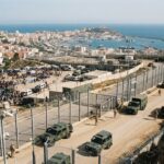 Spanje stuurt leger naar Ceuta, Italië dreigt Schengen met Spanje op te schorten