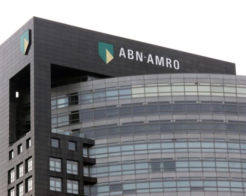 ABN Amro krijgt boete van €8,5 miljoen wegens tekortkomingen in anti-witwascontroles